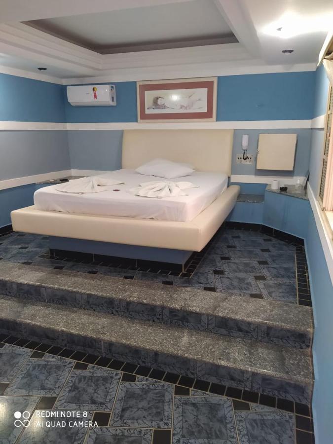 Bhaus Motel Марілія Екстер'єр фото